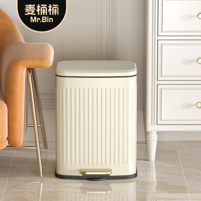 China Sustainable Kitchen 13L Indoor Trash Can Rectangle Pedal Bin Bucket With Lid Stainless Steel Trash Can Recycle Bin for sale