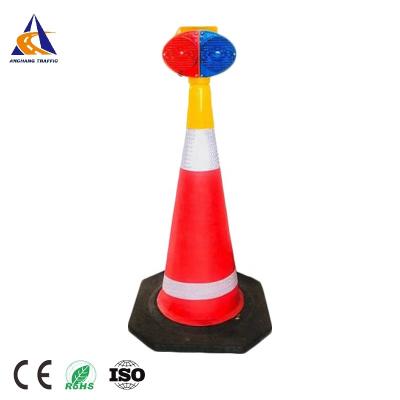 China Barricade Solar Warning Light Road Cone Alarm Double Sided Flashing Road Construction Led Flashing Traffic Lights Lights for sale