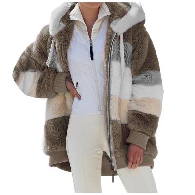 China Warm Zipper Pocket Patchwork Hooded Anti-Shrink Plush Coat Women Loose Plush Coat Women for sale