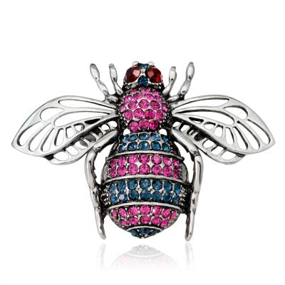 China NEWEST ALLOY China wholesale custom metal vintage cameo brooch rhinestone bee brooch for sale