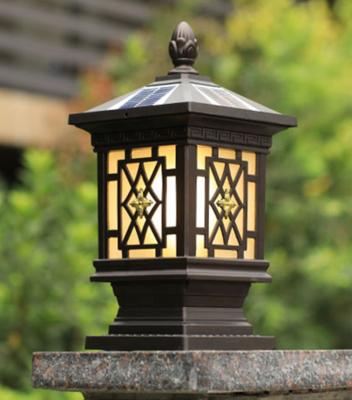 China Decorative Lighting Outdoor Waterproof Pillar Aluminum Post Gate Solar Led Light for sale