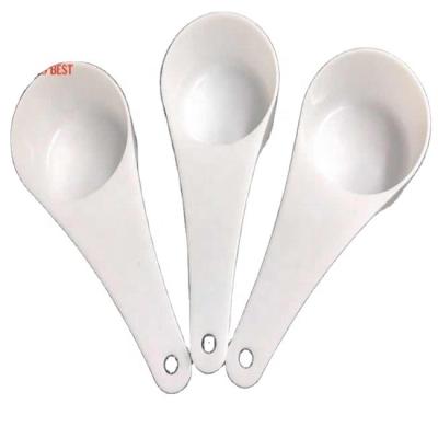 China Sustainable PP Plastic Measuring Cup , White Round Flat Bottom Milk Powder Spoon for sale