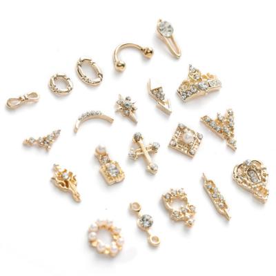 China Easy Apply Metal Crystal Diamond Jewelry Decoration New Nail Art DIY 3d Nail Charms for sale