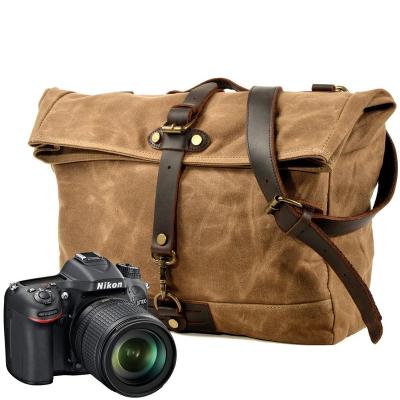 China camping & Rising Backpack Photography Waxed DSRL Camera Canvas Backpack for sale