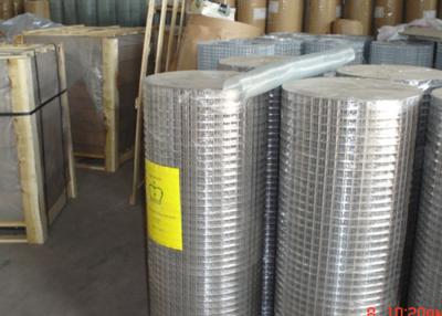 China Galvanized Welded Iron Wire Mesh 4x4 For Stucco Walls 0.5-0.9mm Diameter 15m Length for sale