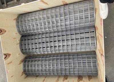 China Flexible Corrosion Resistant Galvanized Agricultural Wire Mesh Fencing 30m - 50m for sale