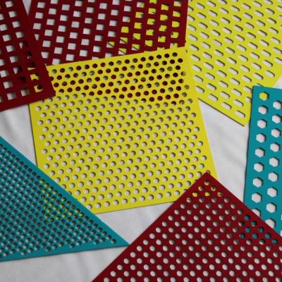 China Steel Galvanized Stainless Perforated Metal Sheet Curtain Walls Baking Painting Vinyl Pvdf Iron Pallet Sheets for sale