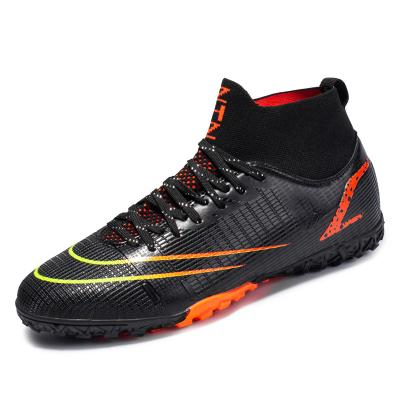 China New Wholesale Cheap Rubber Cleats Soccer Cleats Soccer Shoes For Men for sale