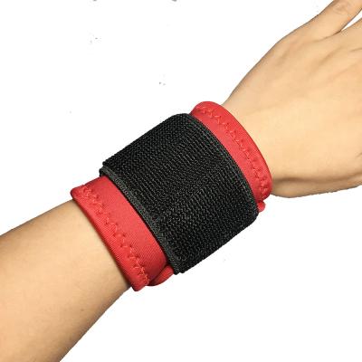 China Custom Wristbands Gym Wrist Bandage Wirst Protector Widely Comfortable Use for sale