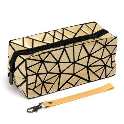 China Fashion Lady's Large Size Lady's Waist Pouch Bag Geometric Cosmetic Geometric Makeup Bag for sale