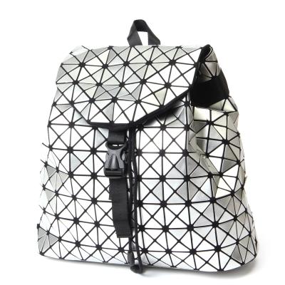 China Geometric Anti-theft Women's Backpack Cross - Body Bags For Women Backpack Pussy Pack Tote Bag Wallet Collection for sale