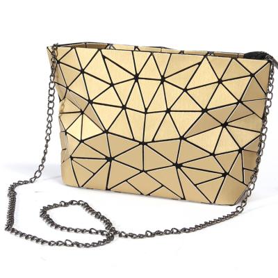 China Fashoion factory wholesale price PU soft touch chain sling leather gold shoulder bag for sale