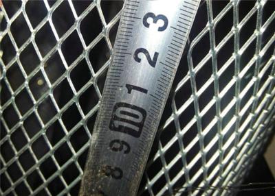 China Hot Dipped Galvanized Expanded Metal Wire Mesh Plain Weave 10*20 Mm Size for sale