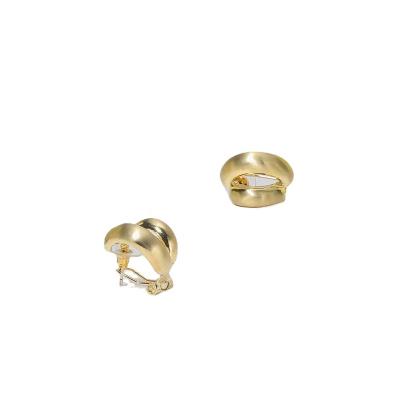 China 2021 Exquisite Custom Fashion Retro Gold Plated Anti-allergy Hot Selling Stud Earrings for sale