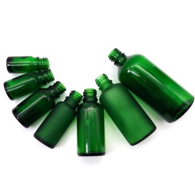 China Stock Sropper Refilable Green 5ml-100ml Essential Oil Bottle Dropper Essence Bottle Glass Bottles Wholesale for sale