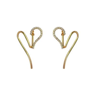 China 2021 personalized cute fashion cute women's new arrival s925 silver heart-shaped needle stud earrings for sale