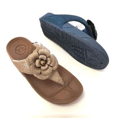 China The 2021 Popular Ladies Slippers Anti-slippery Sands High Quality Rubber Wholesalers The Electronic Flip Flop For Women New Styles for sale