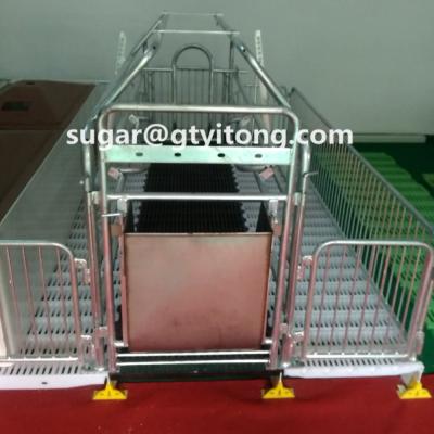 China Durable Pig Farm Crate Pig Pen Farrowing Crate With Piglet Incubator for sale