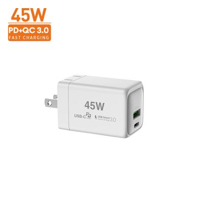 China Mobile Phone Factory Selling 45W USB C Wall Charger Charging Type C Universal Mobile Phone Adapter Universal PD Fast Charging Chargers For iPhone 14 for sale