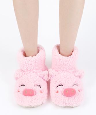 China Fashion Trend Top Quality Widely Used Wholesale Slippers For Stylish Women for sale