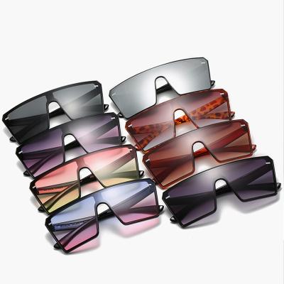 China Fashion Sunglasses Popular Style Sunglasses Fashion Frame Plain Glasses Fit Oversized Sunglasses for sale