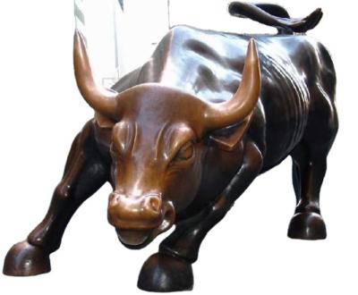 China Folk Art Factory Supply Bronze Statues Brass Wall Street Bull Life-size Animal Statues For Outdoor for sale