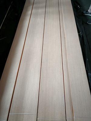 China Interior Decoration 0.5mm Veneer MDF Quarter Sawn Oak Veneer for sale