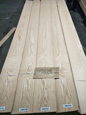 China Interior Decoration 2mm Oak Veneer Grade A Cabinet Interior Veneer for sale