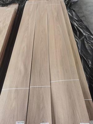 China Engineered American Walnut Wood Veneer Light Tone 0.45mm 8% Moisture for sale