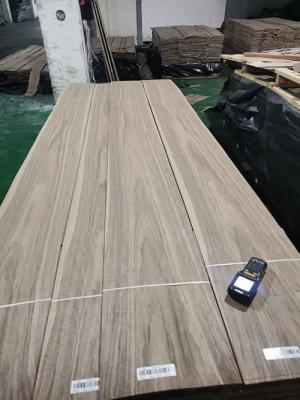 China MDF Plain Sliced Walnut Veneer 250cm Length Apply To Door Leaf for sale