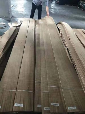 Китай облицовка дуба Quercus MDF облицовки 0.45mm грубая спиленная европейская примениться к переклейке продается