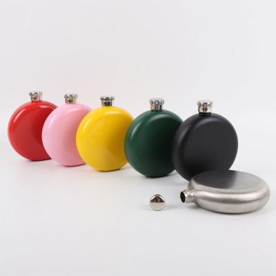 China Vintage Sublimation Blanks Round Stainless Steel Whiskey Liquor Hip Flask Round Black Red Pink Silver Hip Flask for sale