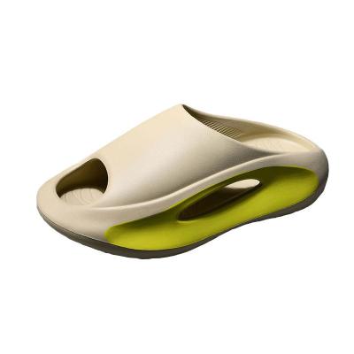 China Cushioning Summer 2023 New Stepping Shit Eva Couple Slippers Thick Bottom Outdoor Beach Shoes Home Shoes Manufacturers Wholesale for sale