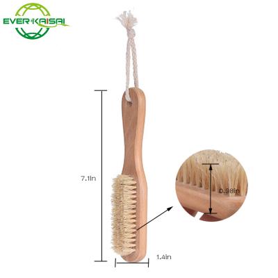 China NAIL Lotus bristle wooden hair nail brush with short handle, a good helper of personal daily cleaning and nail care. for sale