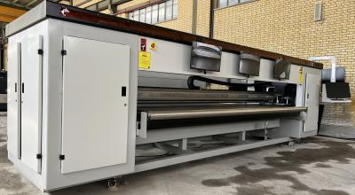 China Industrial Digital Carpet Printing Machine 4000mmm Digital Belt Textile Printer for sale