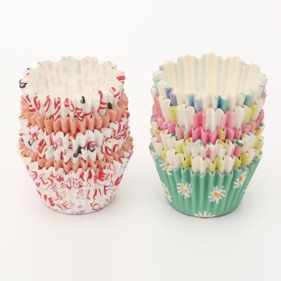 China Custom Disposable High Temperature Resistant Greaseproof Food Safe Cupcake Paper Cases Baking Cake Cups for sale