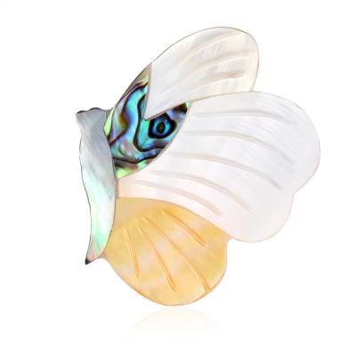 China Natural Butterfly Maple Fashion Brooch Women's Fashion Personality Shell Brooches Combine Brooches Soft Clothing Accessories for sale