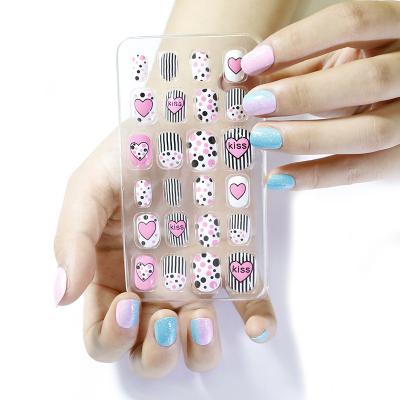 China 24Pcs Pre-Gum Full Cover Press On Full Cover Artificial Kids Nails Lovely Gift For Kids Little Girls Kids Fake Nail for sale