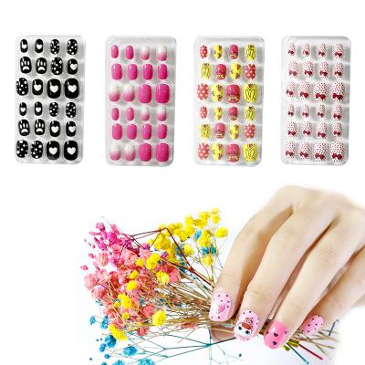 China Easy Apply.popular 8Types European Style Kids Nails Pre-Gum Press On Big False Nail Kits Tips For Christmas Gift Girls Small for sale