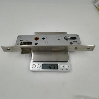 China Doors in 153U 30*85mm West Africa Market Latch Lock Set Home Door Lock Body for sale