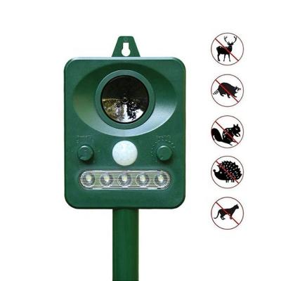 China Dog, Cat, Mouse, Snake and Bird Viable Outdoor Solar Ultrasonic Bird Repellent Animal Drives for sale