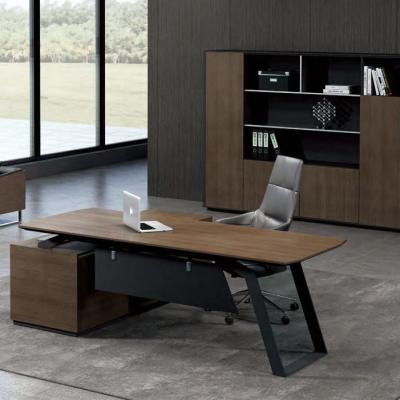 China Modern Affordable Luxury Exclusive Executive Creative Office Furniture Modulos Oficina MDF CEO Office Italian Convertible Meubel Desk Set for sale