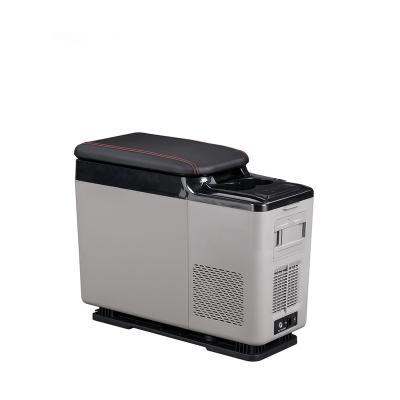 China Alpicool CF15 Portable Outdoor 12V Car Fridge Freezer Portable Mini Fridge Freezer with Battery for sale