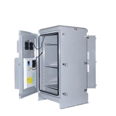 China Geventileerde Airconditioning Buiten Netwerk Kasten Buiten Server Rack Kasten Met Thermostaat En Verwarmer Te koop