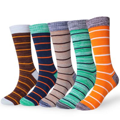 China 2022 Cheap Athletic Men's Casual Cotton Thick Comfortable Warm Dress Socks Long for sale