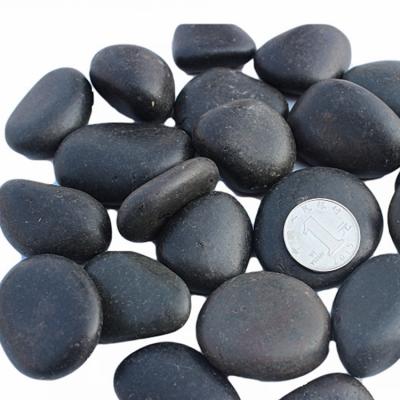 China Modern Courtyard Paving Garden Stone Rain Flower Stone Paving Common Polished Black Pebbles for sale