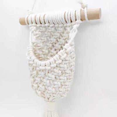 China Factory Outdoor Pot Customized Custom Woven Cotton Macarme Wall Hanging Basket for sale