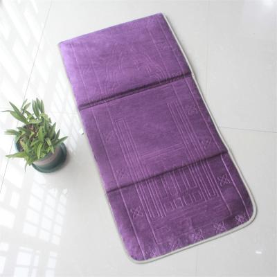 China Stain Resistant High Quality Muslim Folding Prayer Rug Anti-Water Islam Travel With Cover Portable Arabic Carpets for sale