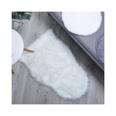 China Soft Flooring Modern Indoor Plush Furry Rugs Skin-friendly Carpet For Living Room for sale