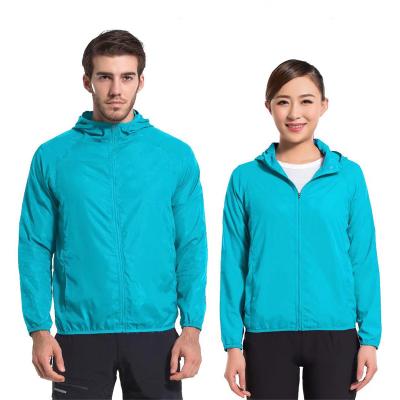 China Unisex Hooded UV Sunscreen Coat Long Sleeve RTS Fitness Skin Zipper Rash Guard For Men for sale